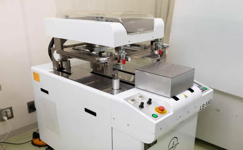 Close-up photo of screen printing machine LS-150